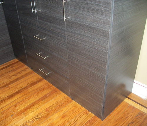 WARDROBE/CLOSET - Greylight Matte Fronts w/ Greylight Matte Case