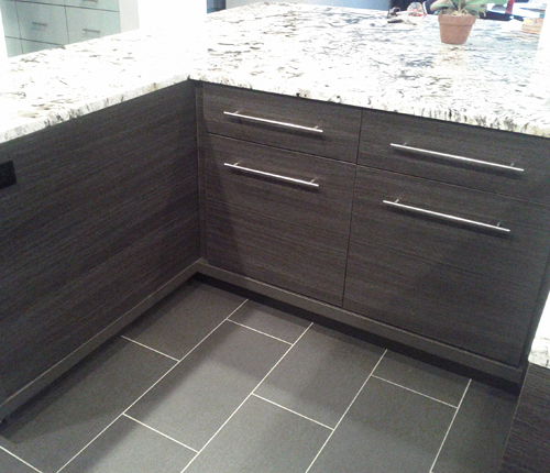 KITCHEN/CABINETS - Greylight Matte Fronts w/ Greylight Matte Case