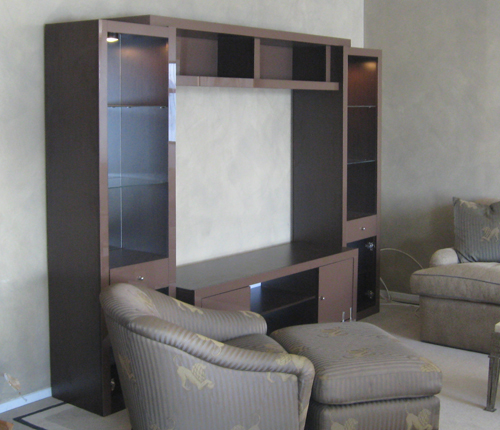 ENTERTAINMENT WALL FOR TABLE TOP TV - Chocolate Color Glass Fronts w/ Wenge Matte Case